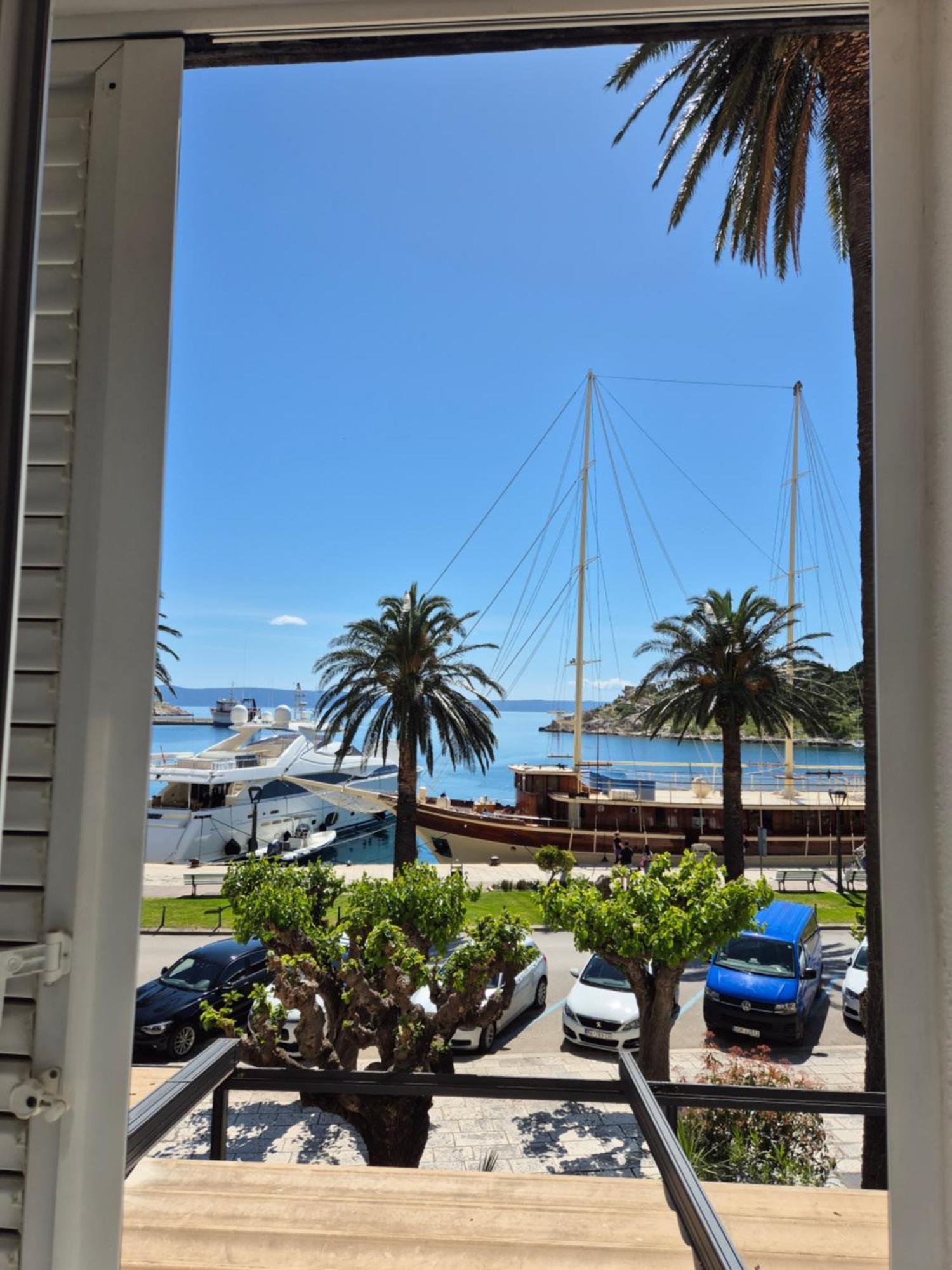 Seafront Residence Makarska Bagian luar foto